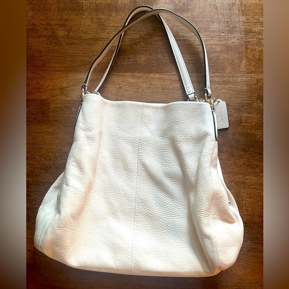 Coach White Leather Hobo Shoulder Bag, summer nites or winter whites! Beautiful!